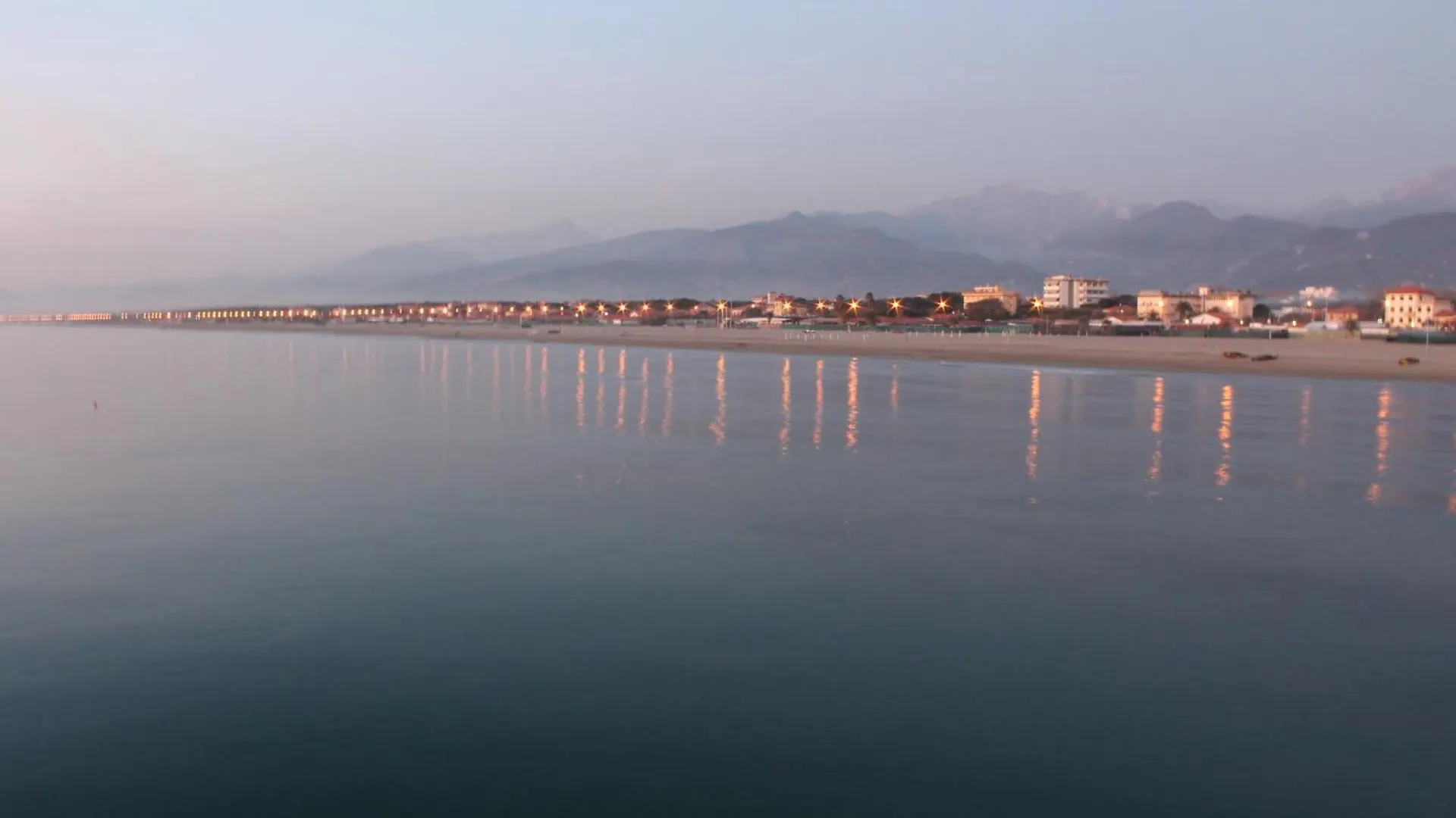 Hotel Azzurra Marina di Pietrasanta Italia